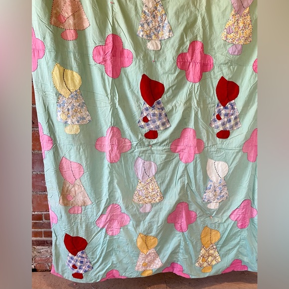Vintage Primitive Sun Bonnet Sue Appliqué Quilt 65” x 84” - Picture 5 of 15